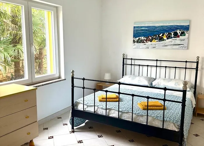 아파트 Cozy Seaside Apartment, -2 *